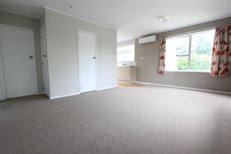 Photo of property in 21c Resthill Crescent, Glenview, Hamilton, 3206