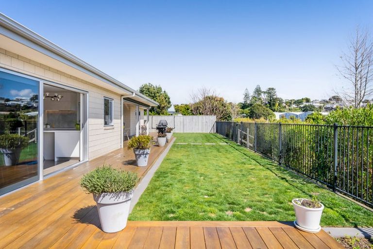 Photo of property in 1/20b Gordon Street, Glen Avon, New Plymouth, 4312
