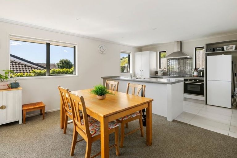 Photo of property in 5 Caldera Crescent, Pyes Pa, Tauranga, 3112