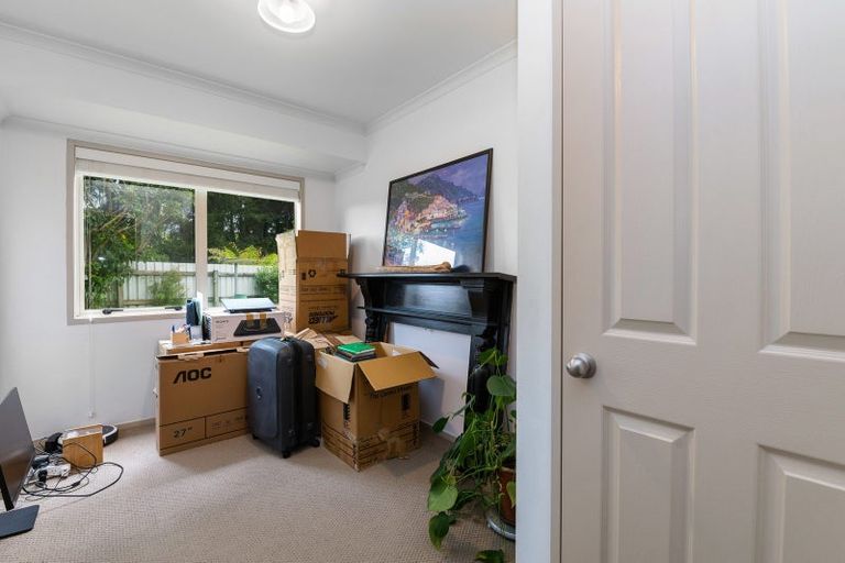 Photo of property in 41 Caulfield Place, Pukehangi, Rotorua, 3015