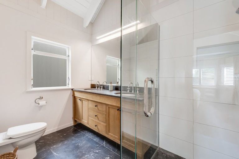 Photo of property in 197 Papakura-clevedon Road, Clevedon, Papakura, 2582