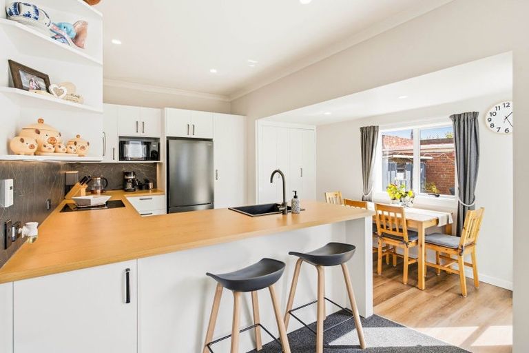 Photo of property in 160 Bay View Road, South Dunedin, Dunedin, 9012