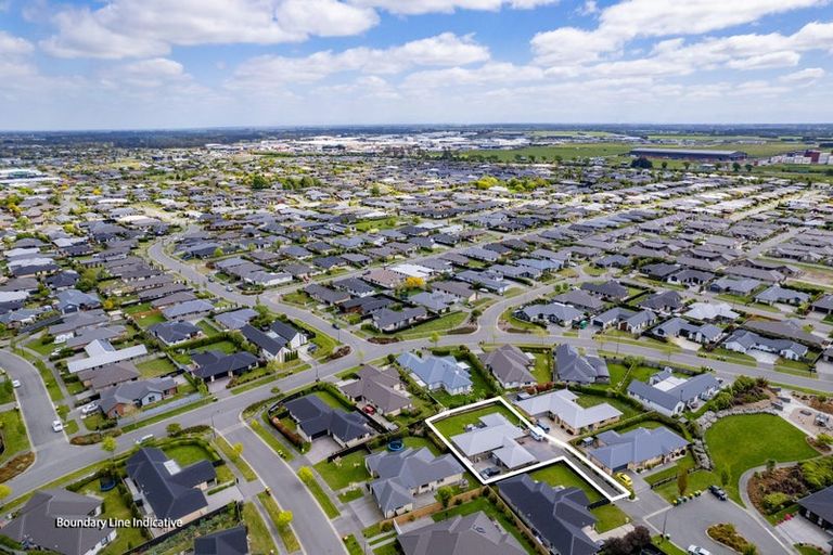 Photo of property in 13 Loeb Place, Rolleston, 7614