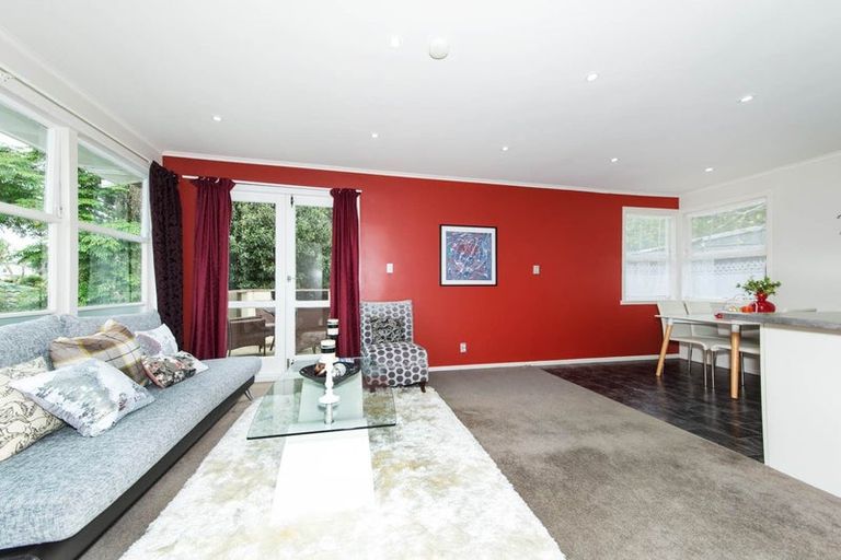 Photo of property in 13 James Street, Glenfield, Auckland, 0629