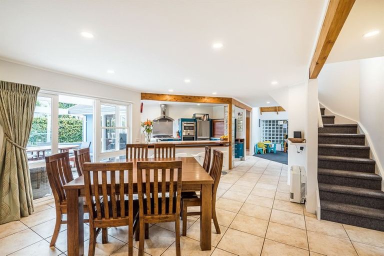 Photo of property in 2/24 Lake Pupuke Drive, Takapuna, Auckland, 0622