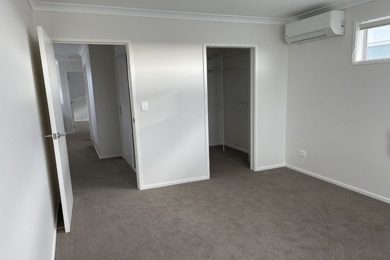 Photo of property in 35 Bill Miller Drive, Papamoa, 3118