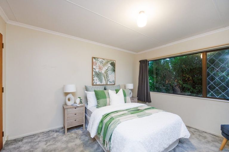 Photo of property in 5 Edgecombe Court, Roslyn, Palmerston North, 4414