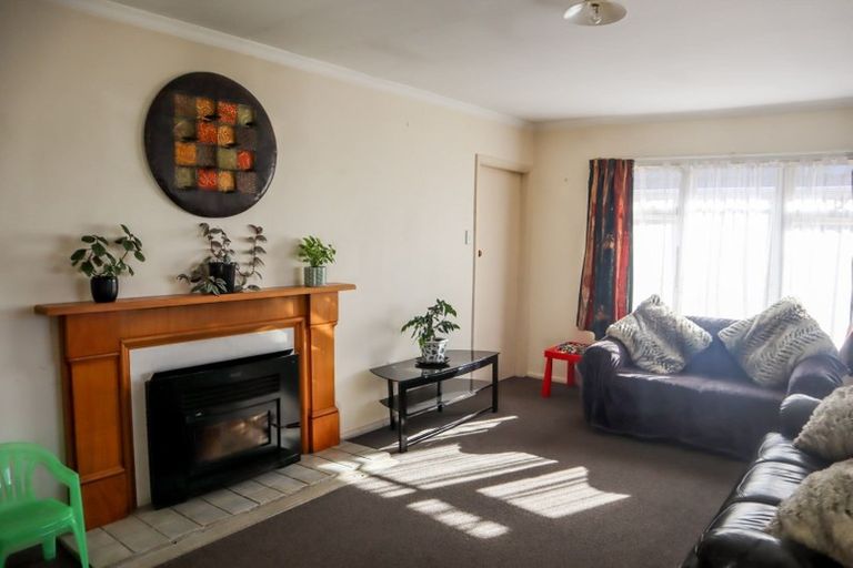 Photo of property in 3 Barclay Place, Burwood, Christchurch, 8061