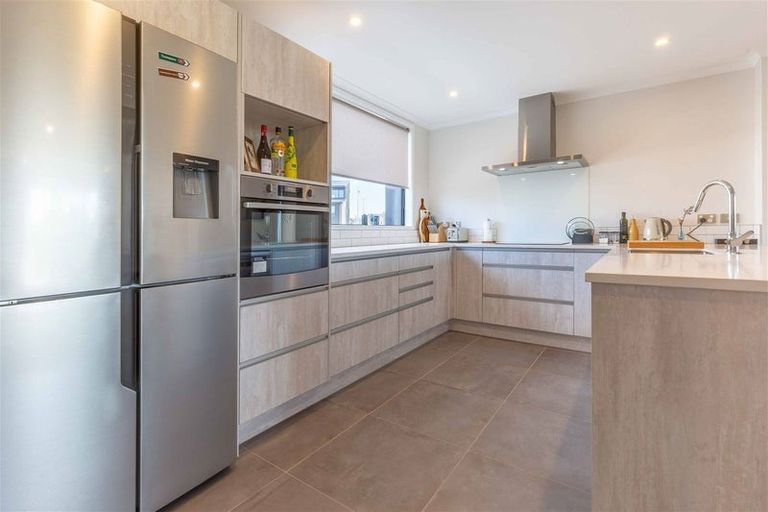 Photo of property in 463 Hobsonville Road, Hobsonville, Auckland, 0616