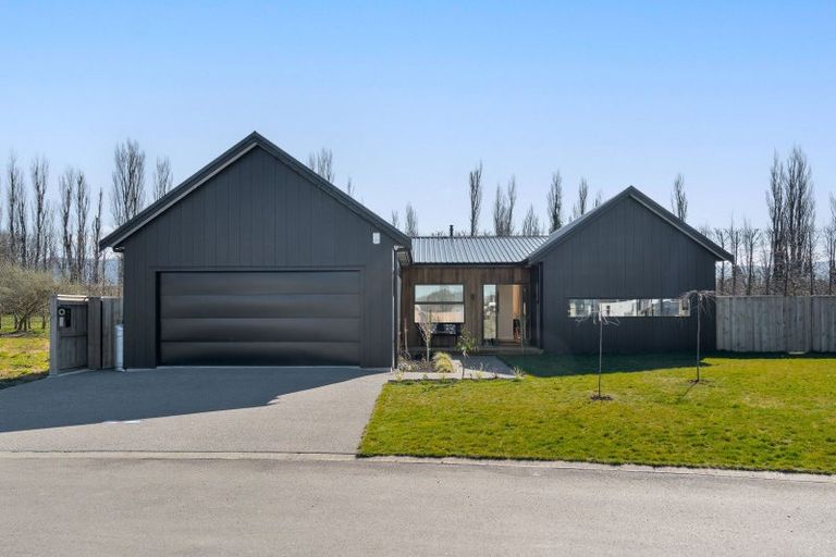 Photo of property in 42 Orchard Road, Greytown, 5712