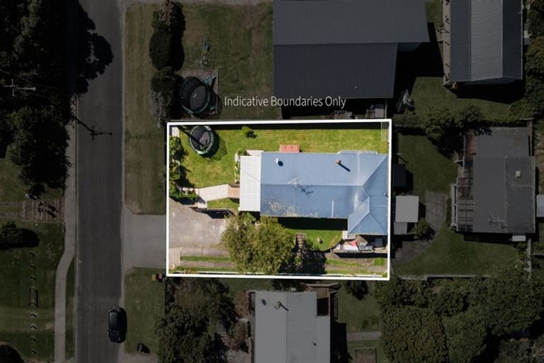 Photo of property in 72 The Crescent, Waihi Beach, 3611