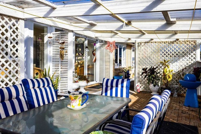 Photo of property in 26 Dixon Avenue, Hawera, 4610