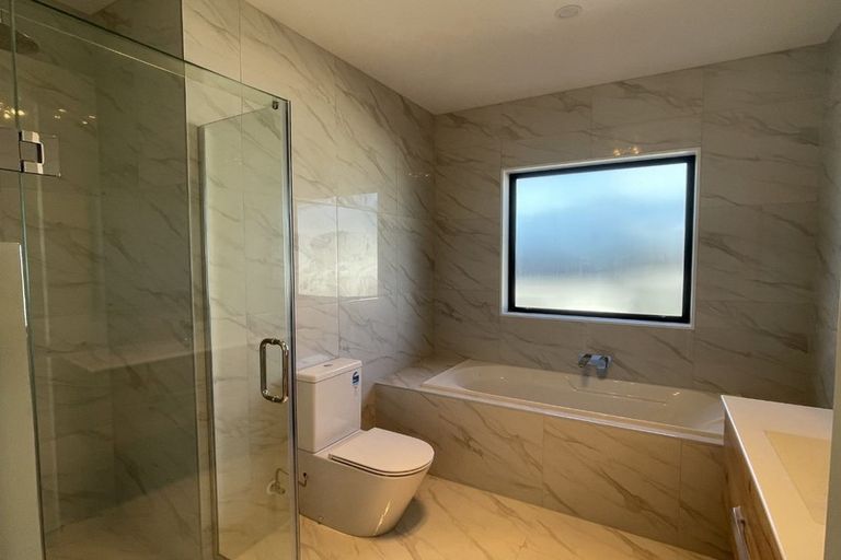 Photo of property in 4 Croatia Avenue, Huapai, Kumeu, 0810