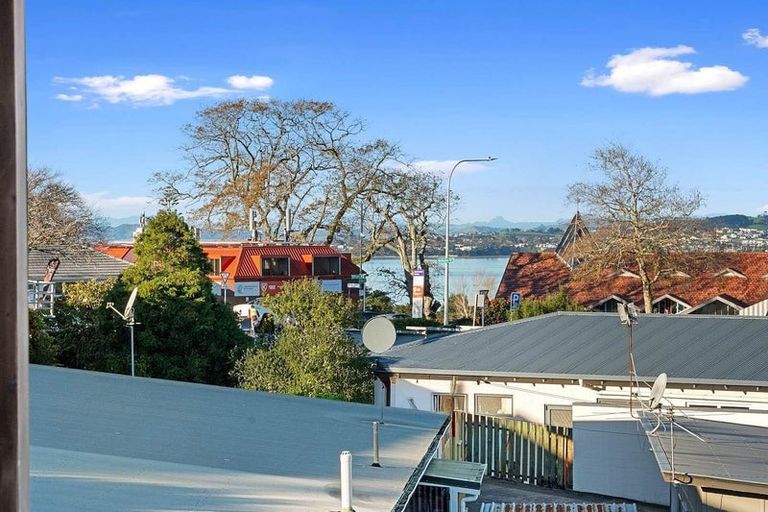 Photo of property in 7/10 Ridge Road, Howick, Auckland, 2014