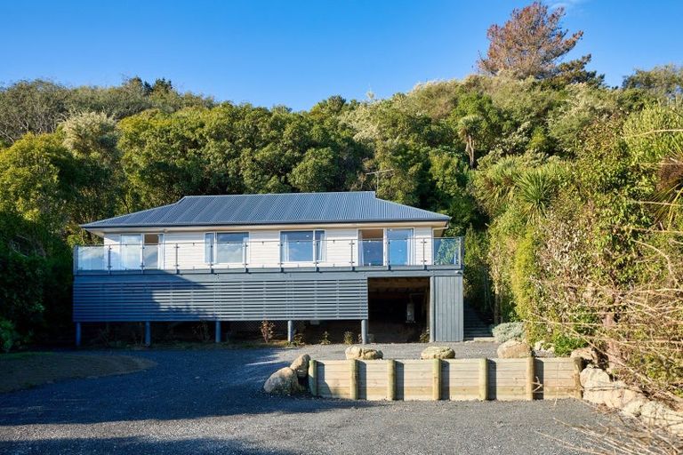 Photo of property in 4 Kea Place, South Bay, Kaikoura, 7300