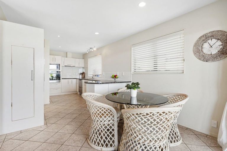 Photo of property in 1/13 Takutai Avenue, Bucklands Beach, Auckland, 2012