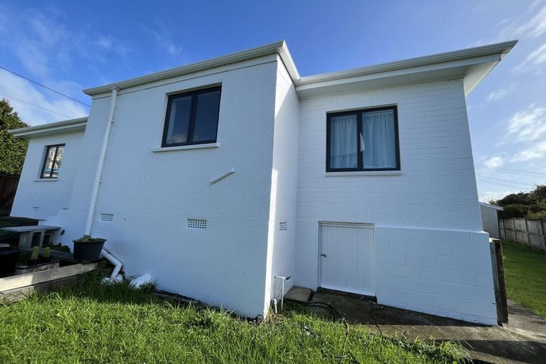 Photo of property in 15 View Road, Shelly Park, Auckland, 2014