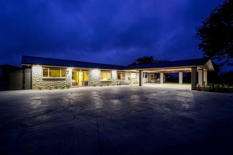 Photo of property in 38 Mcgiven Drive, Ridgewood, New Plymouth, 4371