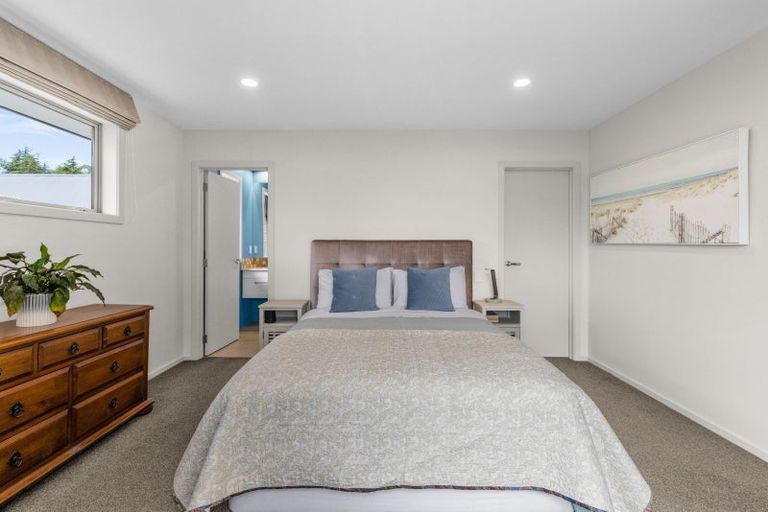 Photo of property in 17 Margaret Avenue, Havelock North, 4130