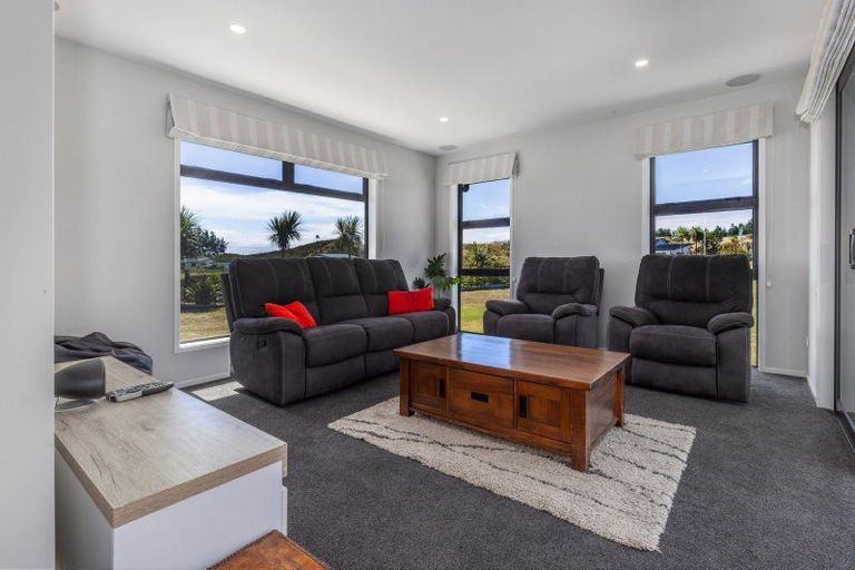 Photo of property in 8 Kanuka Drive, Waitarere, Levin, 5510
