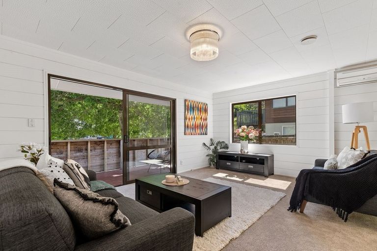 Photo of property in 45 Topliss Drive, Northcross, Auckland, 0632