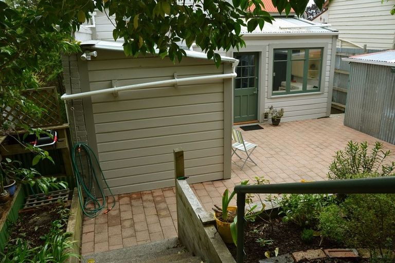 Photo of property in 96 Queen Street, North Dunedin, Dunedin, 9016