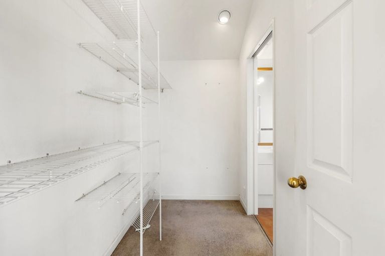 Photo of property in 31 Jubilee Avenue, Devonport, Auckland, 0624