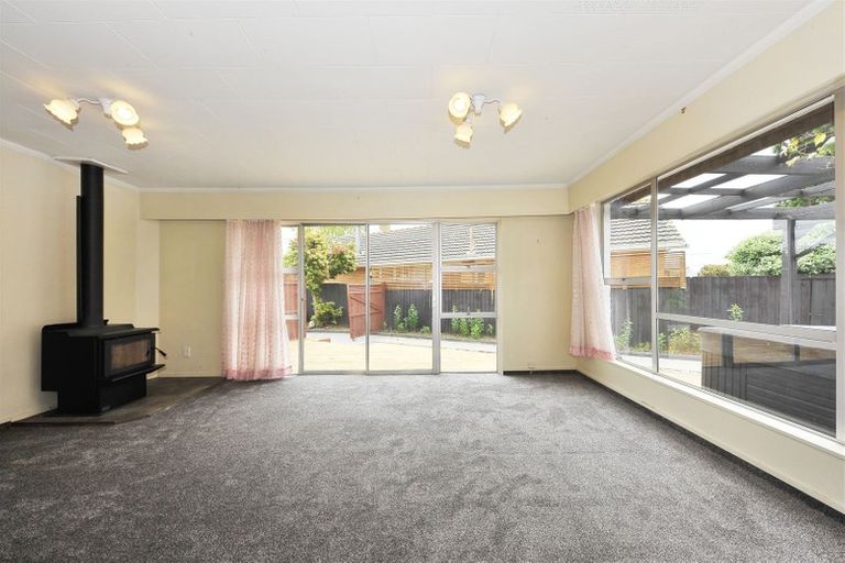 Photo of property in 4 Springmead Place, Hornby, Christchurch, 8042