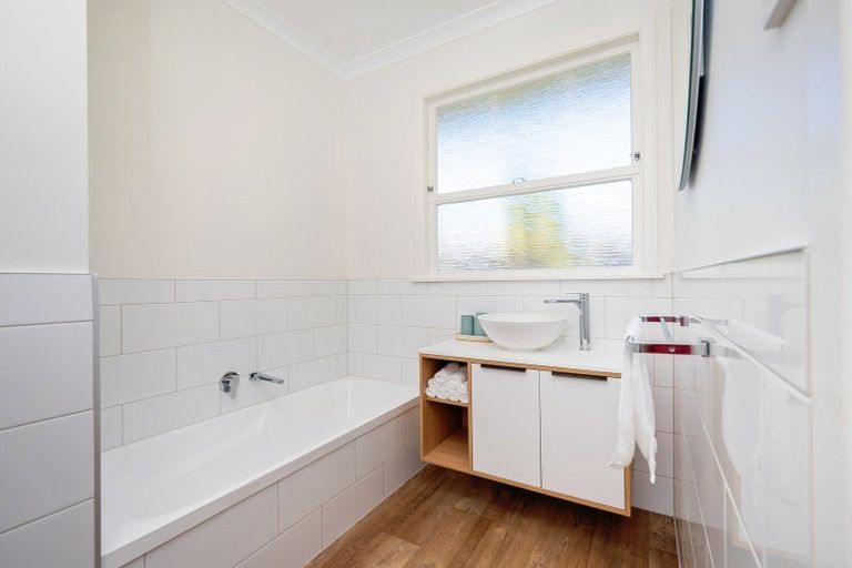 Photo of property in 12 Belmont Street, Havelock North, 4130