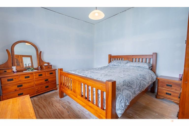 Photo of property in 25 Coronation Street, Waimate, 7924
