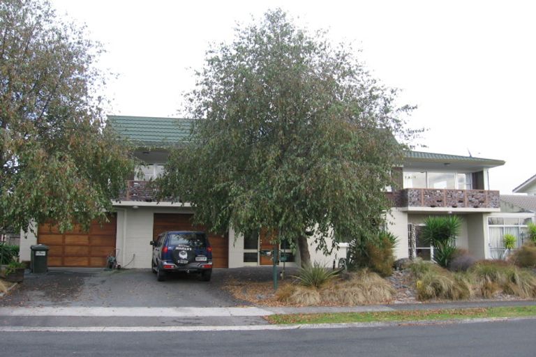 Photo of property in 13 Wilfred Street, St Andrews, Hamilton, 3200