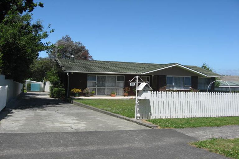 Photo of property in 27 Wellesley Street, Feilding, 4702