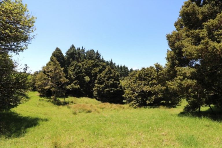 Photo of property in 847 Pekerau Road, Lake Ohia, Kaitaia, 0483
