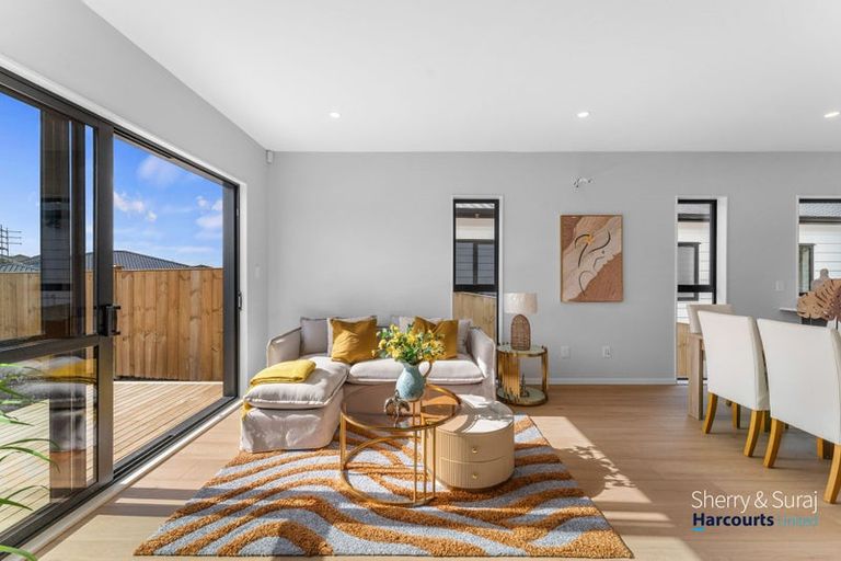 Photo of property in 71 Tributary Parade, Karaka, Papakura, 2113