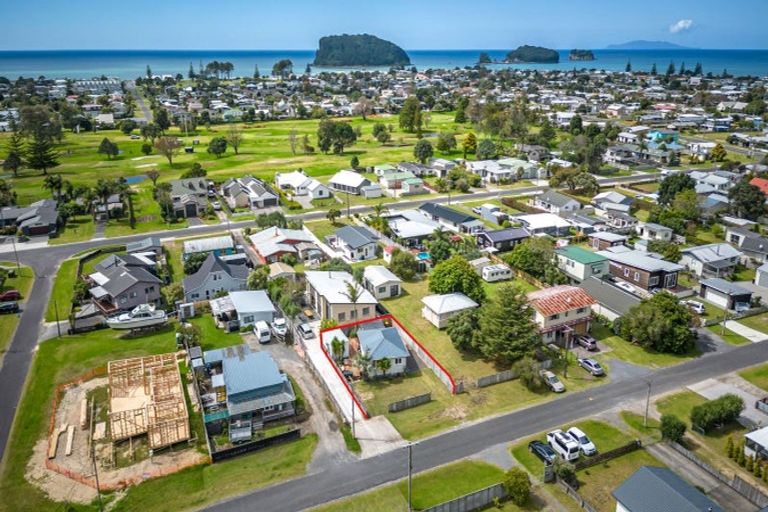 Photo of property in 204a Tui Road, Whangamata, 3620