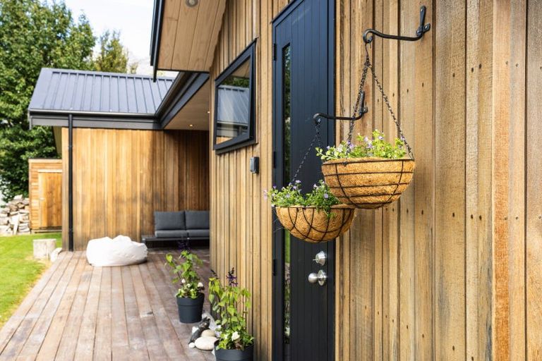 Photo of property in 13 Scheelite Avenue, Glenorchy, 9372