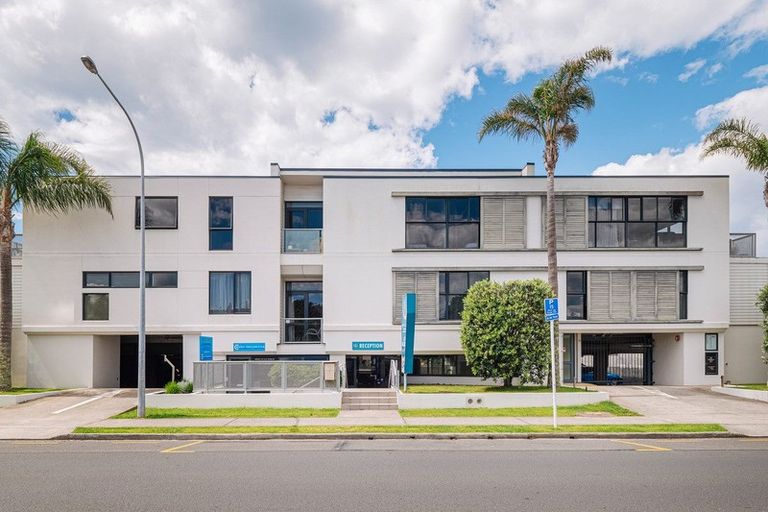 Photo of property in Atlas Apartments, 17/49 Maunganui Road, Mount Maunganui, 3116