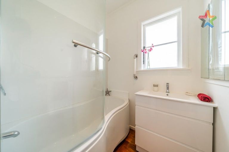 Photo of property in 30 Mitchell Street, Epuni, Lower Hutt, 5011