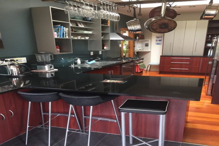 Photo of property in 8 Dundas Street, Seatoun, Wellington, 6022