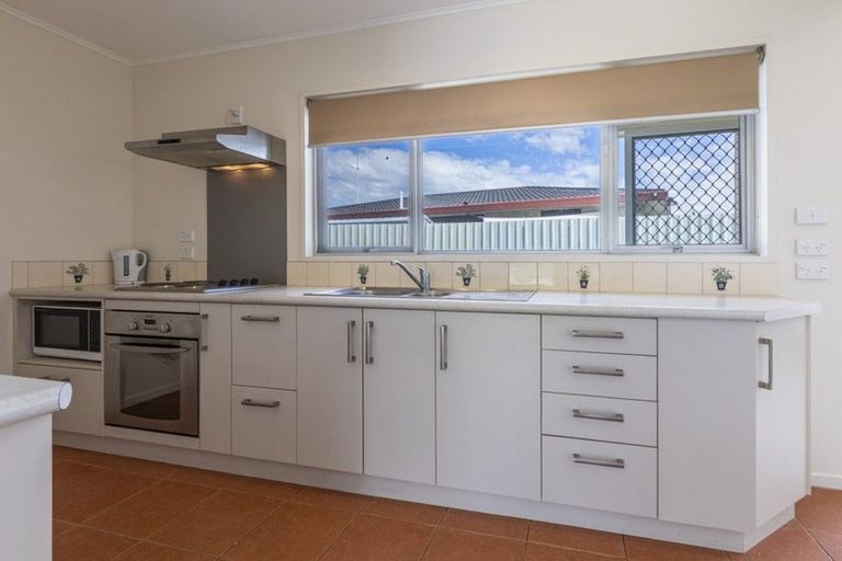 Photo of property in 1/11 Church Road, Mangere Bridge, Auckland, 2022