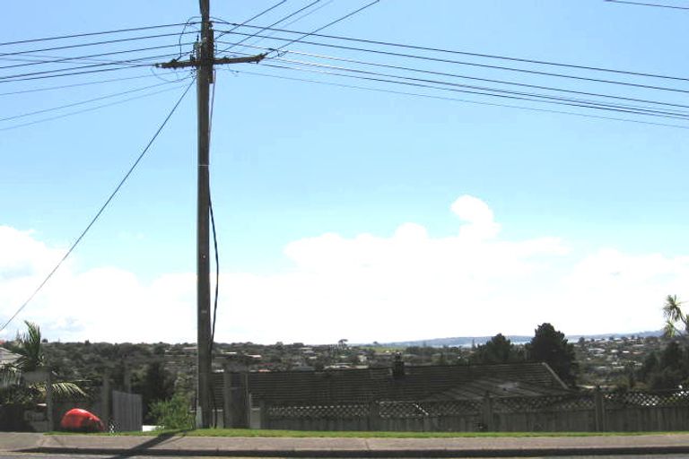 Photo of property in 61 Carlisle Road, Torbay, Auckland, 0630
