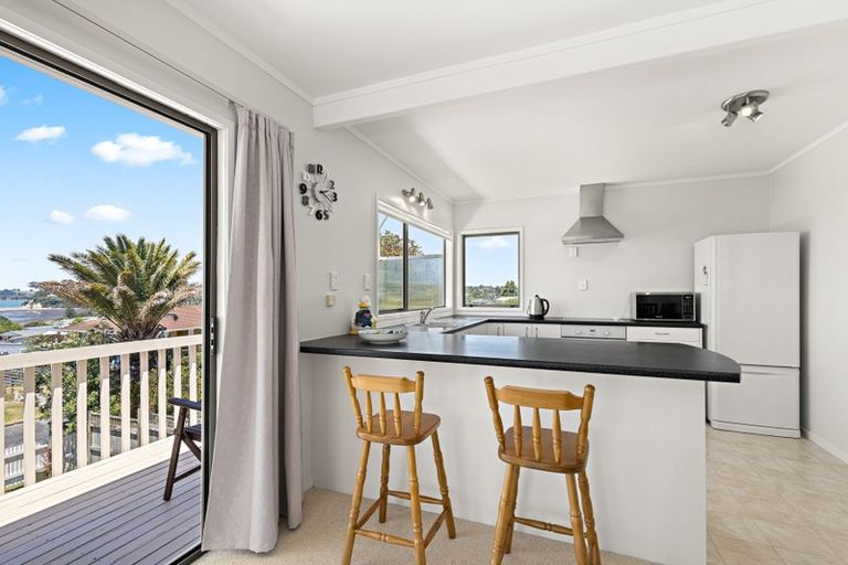Photo of property in 10 Tara Place, Snells Beach, 0920