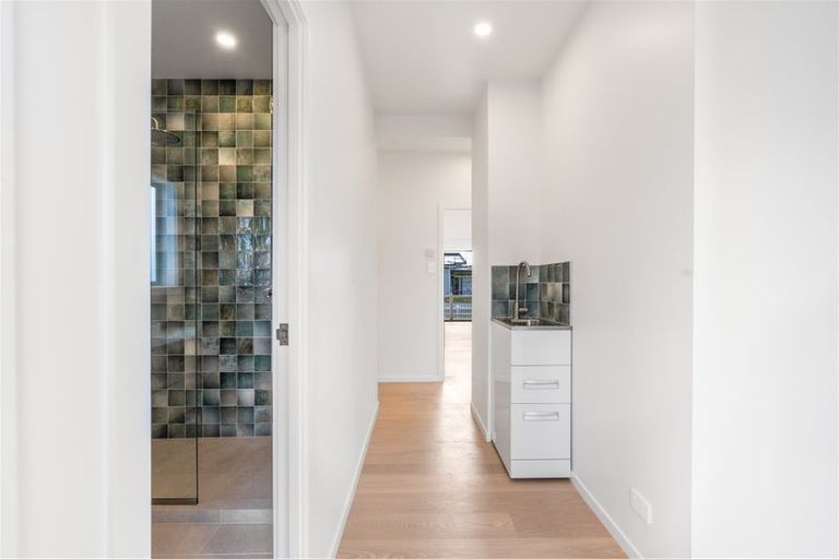 Photo of property in 2 Tokoroa Road, Tairua, 3508