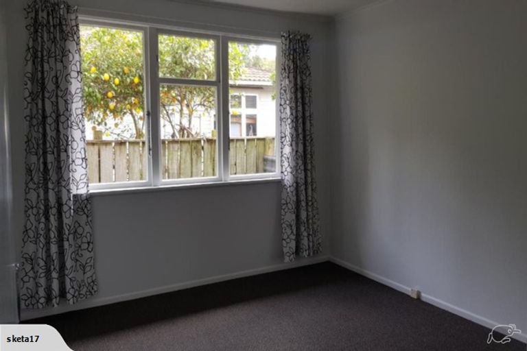 Photo of property in 30a Benge Crescent, Clouston Park, Upper Hutt, 5018