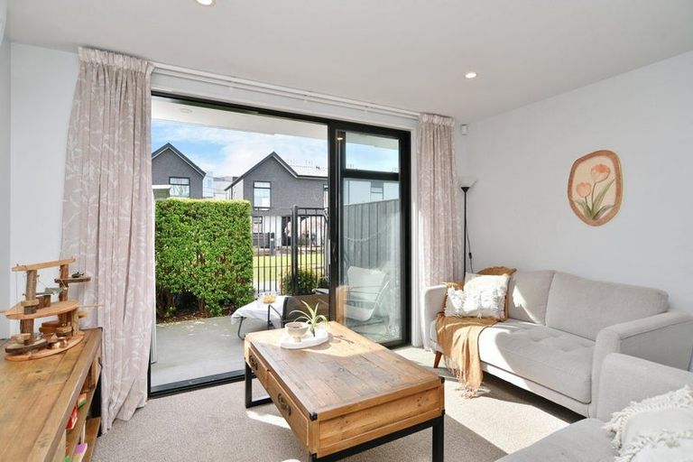 Photo of property in 3/8 New Brighton Road, Shirley, Christchurch, 8061