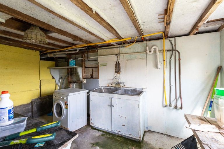 Photo of property in 67 Pendarves Street, New Plymouth, 4310