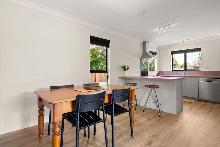 Photo of property in 4 Morton Place, Leamington, Cambridge, 3432