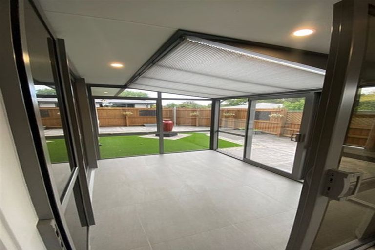 Photo of property in 2/61 Colombo Street, Cashmere, Christchurch, 8022