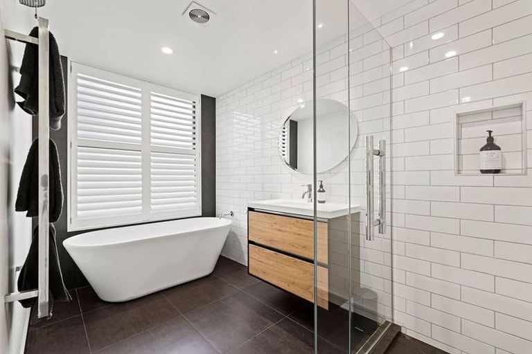 Photo of property in 42 Tui Street, Fendalton, Christchurch, 8041