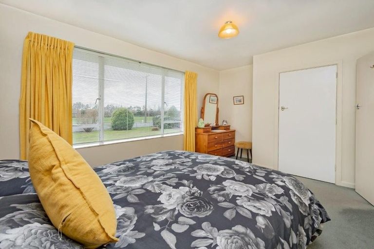 Photo of property in 37 Petticoat Lane, Doyleston, 7682